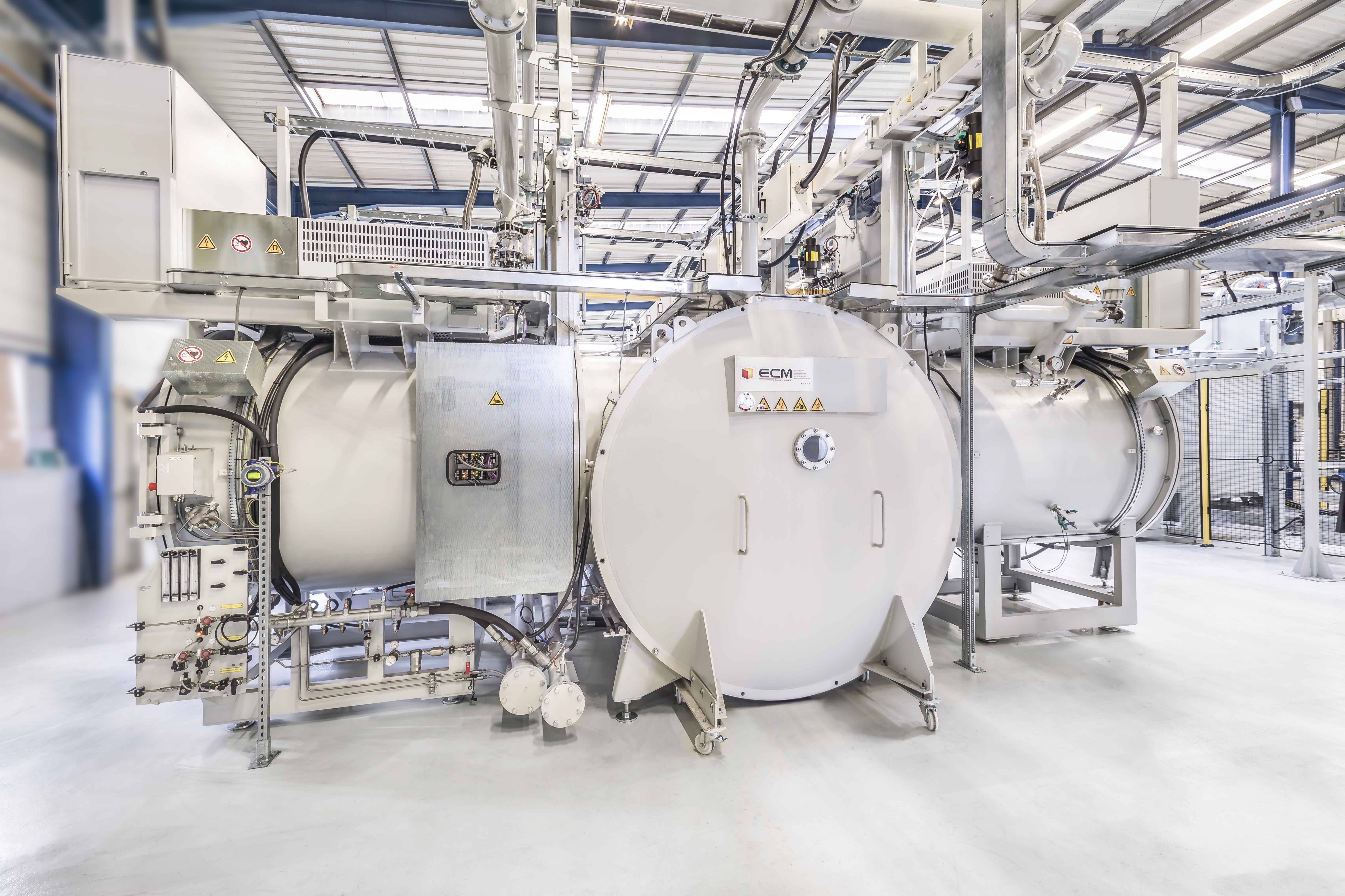 
                                vacuum carburizing furnace, continuous type vacuum brazing furnace, Sinter furnace ECM
                            